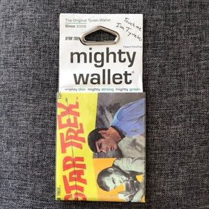 NWT Star Trek Tyvek Wallet